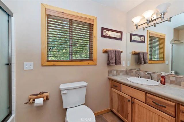 284 Leonard Lane, Sugarloaf, CA 92386