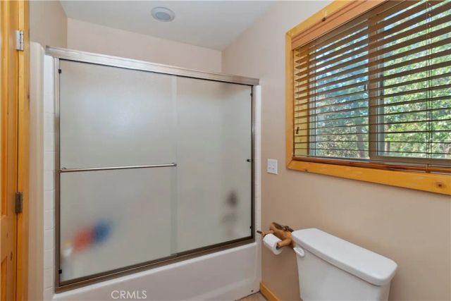 284 Leonard Lane, Sugarloaf, CA 92386