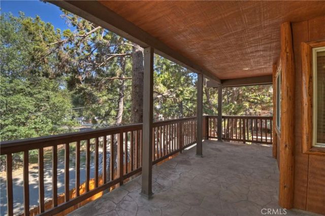 284 Leonard Lane, Sugarloaf, CA 92386