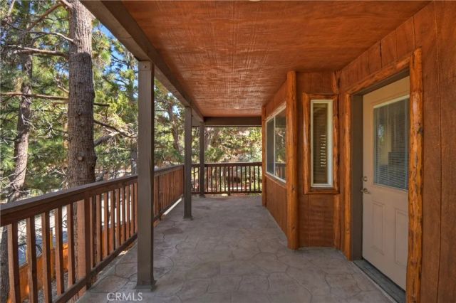284 Leonard Lane, Sugarloaf, CA 92386