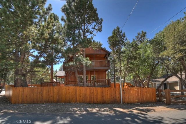284 Leonard Lane, Sugarloaf, CA 92386