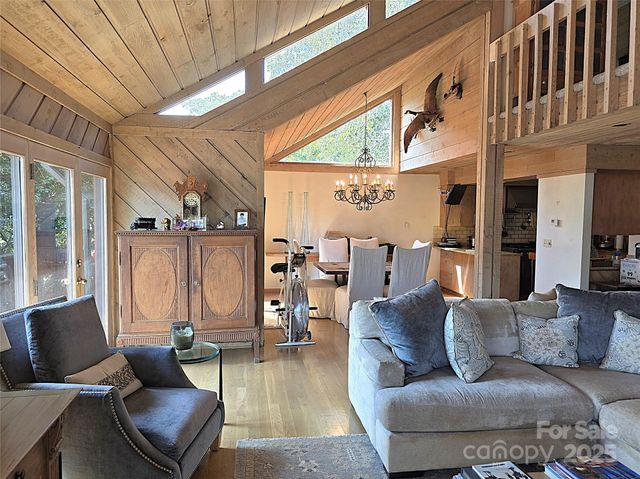 6580 Central Drive, Conover, NC 28613