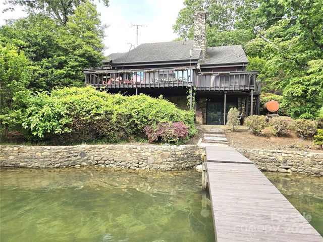 6580 Central Drive, Conover, NC 28613