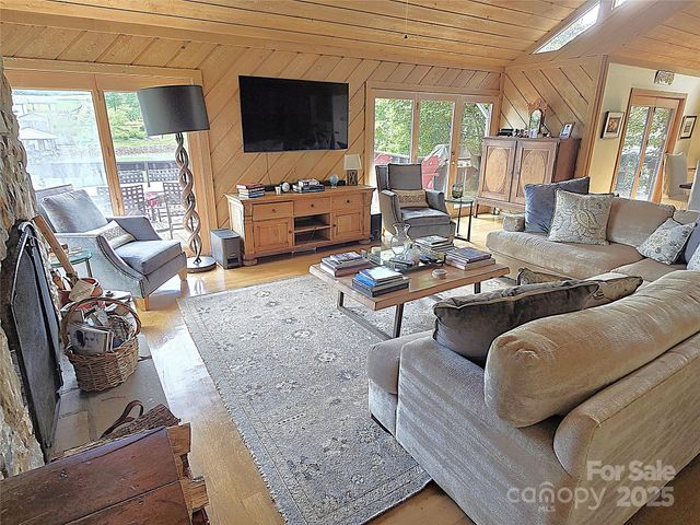 6580 Central Drive, Conover, NC 28613