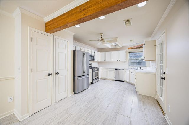 20519 Valley Wells Drive, Katy, TX 77449
