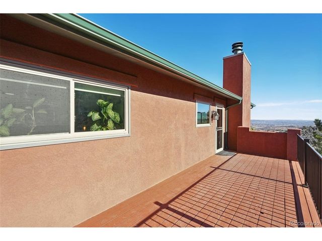 975 Crystal Park Rd, Manitou Springs, CO 80829