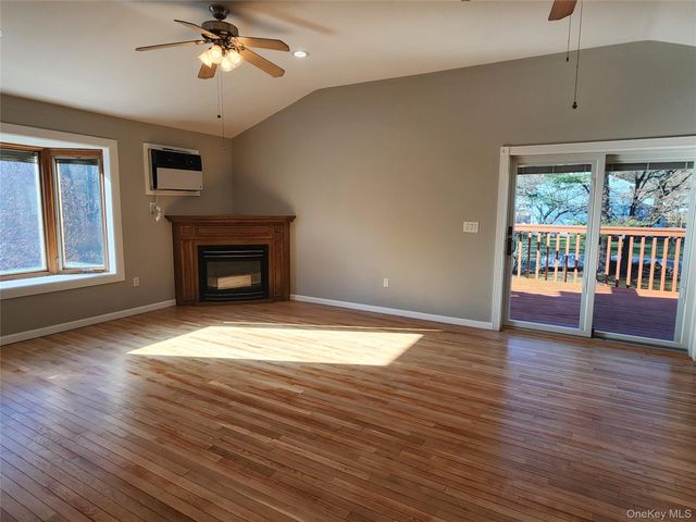 373 Ehrhardt Road, Pearl River, NY 10965