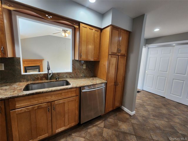 373 Ehrhardt Road, Pearl River, NY 10965