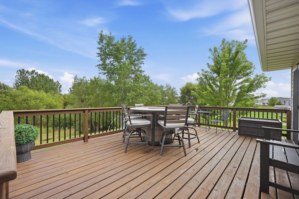 8796 Ebersole Avenue, Monticello, MN 55362 — photo 3