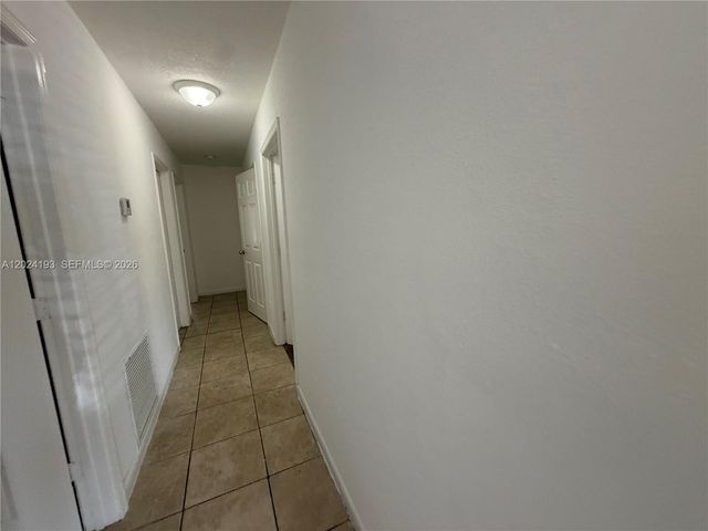 408 NW 12th St, Florida City, FL 33034