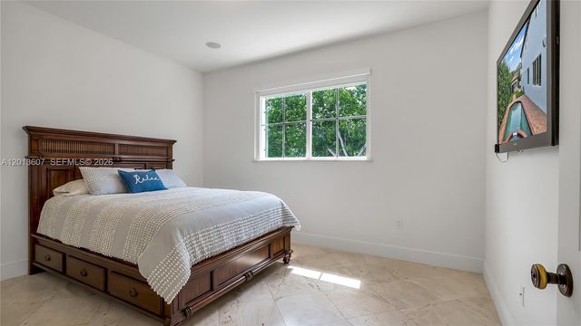 16763 NW 77th Path, Miami Lakes, FL 33016