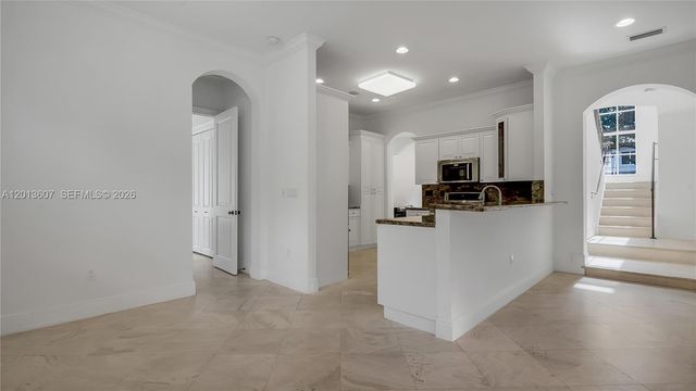 16763 NW 77th Path, Miami Lakes, FL 33016