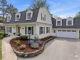 14 Timber Lane, Northbrook, IL 60062