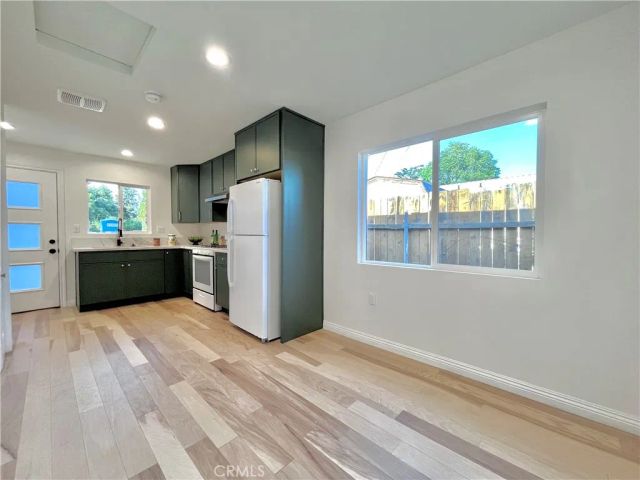 938 E Sandra Avenue B, Arcadia, CA 91006
