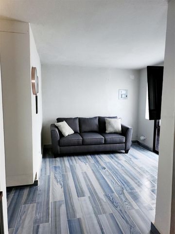 16 H-25, Rio Grande, PR 00745