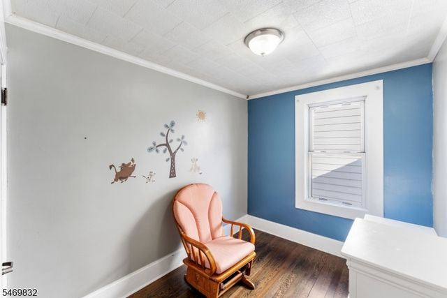 830 Gibbons Ct, Elizabeth City, NJ 07202