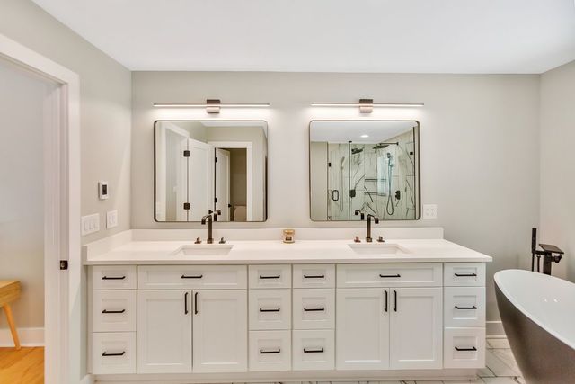 250 Harbor Heights Circle, Lavonia, GA 30553