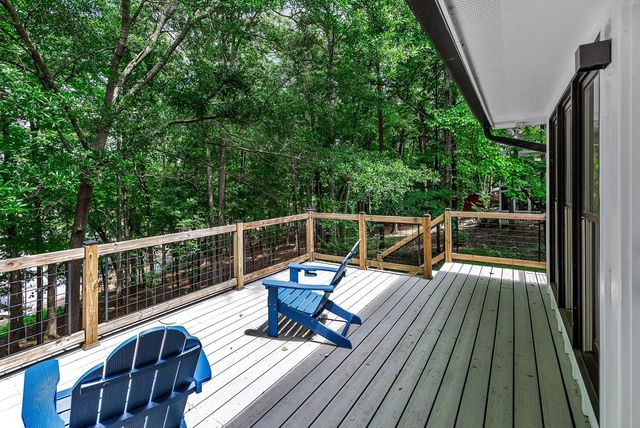 250 Harbor Heights Circle, Lavonia, GA 30553