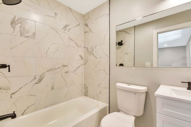 250 Harbor Heights Circle, Lavonia, GA 30553
