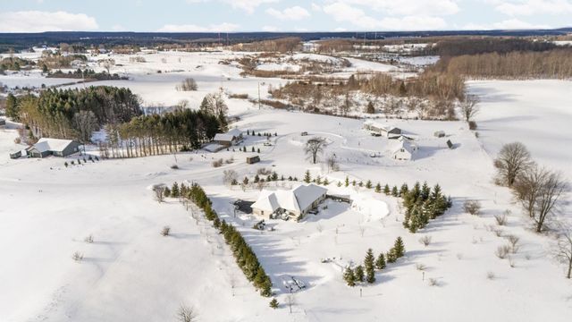 2424 Tyler Hills Drive, Long Lake Twp, MI 49685