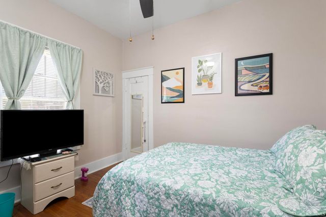 708 W 3rd Street, Mishawaka, IN 46544