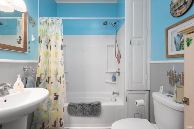 708 W 3rd Street, Mishawaka, IN 46544