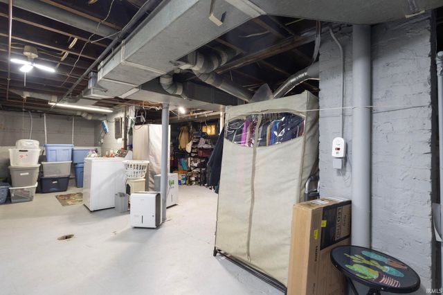 708 W 3rd Street, Mishawaka, IN 46544