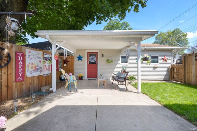 708 W 3rd Street, Mishawaka, IN 46544