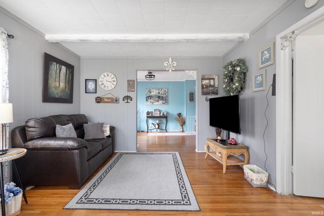 708 W 3rd Street, Mishawaka, IN 46544