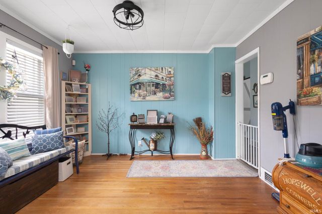 708 W 3rd Street, Mishawaka, IN 46544