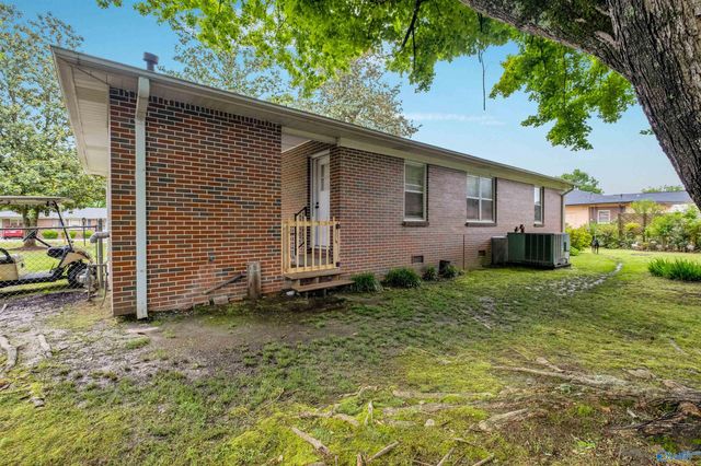 1115 Taylor Road, Glencoe, AL 35905