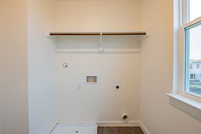 747 Wheatfield Drive, Venus, TX 76084