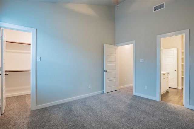 747 Wheatfield Drive, Venus, TX 76084