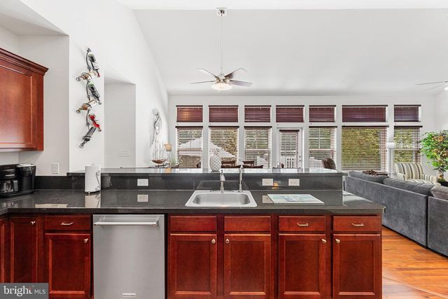 121 W SHORE DR, Milton, DE 19968