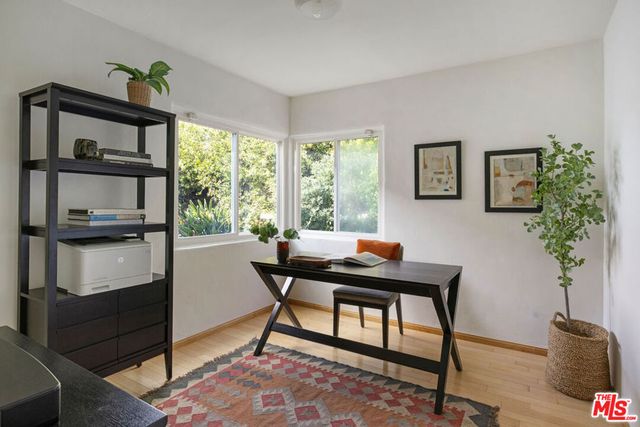 2615 Silver Ridge Avenue, Los Angeles, CA 90039