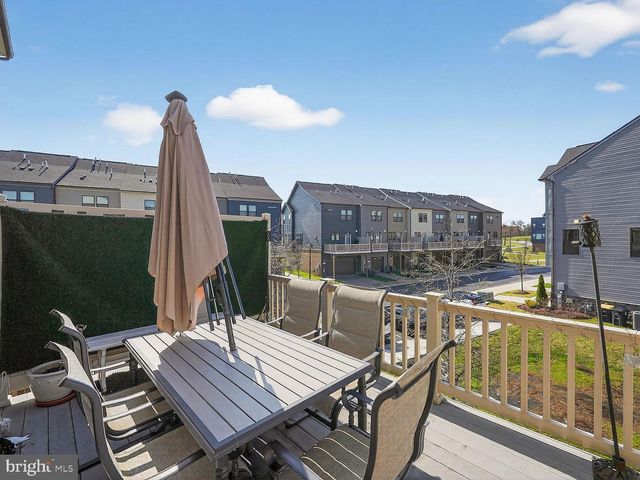 10321 VISTA MEADOW WAY, Lanham, MD 20706