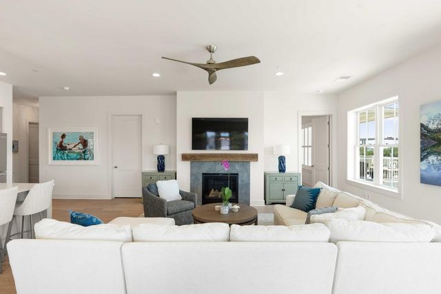 301 Longshore Street 441, Charleston, SC 29492