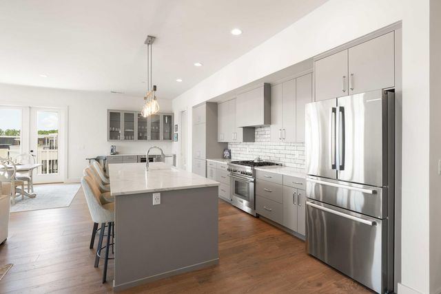 301 Longshore Street 441, Charleston, SC 29492