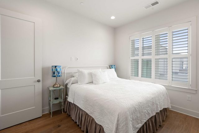 301 Longshore Street 441, Charleston, SC 29492