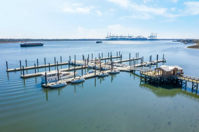 301 Longshore Street 441, Charleston, SC 29492