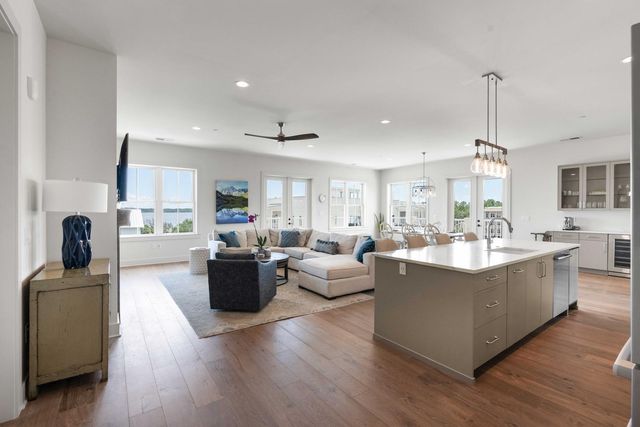 301 Longshore Street 441, Charleston, SC 29492