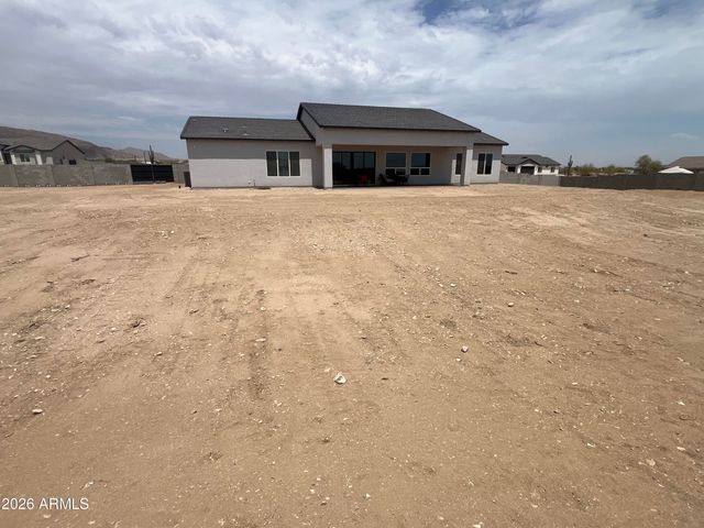 20255 W HIGHLAND Avenue, Litchfield Park, AZ 85340