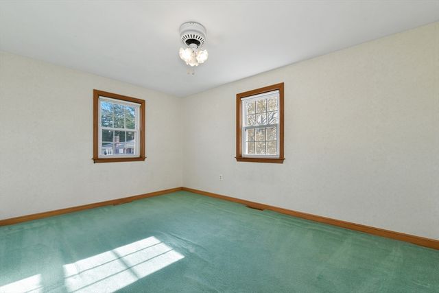 72 Stivaletta Dr, Dedham, MA 02026