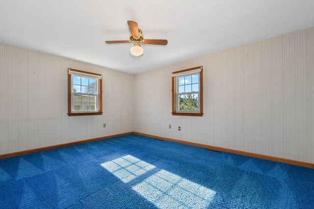72 Stivaletta Dr, Dedham, MA 02026