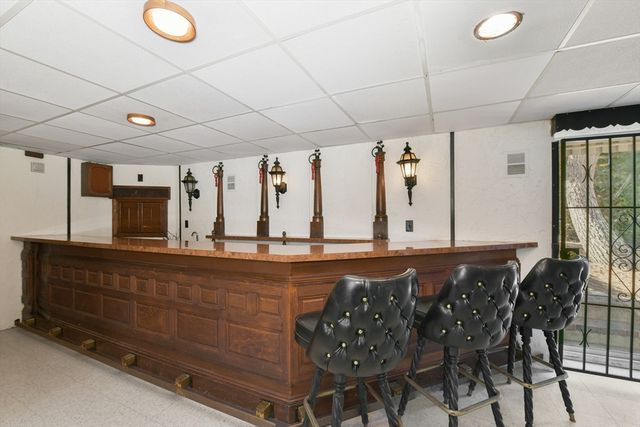 72 Stivaletta Dr, Dedham, MA 02026