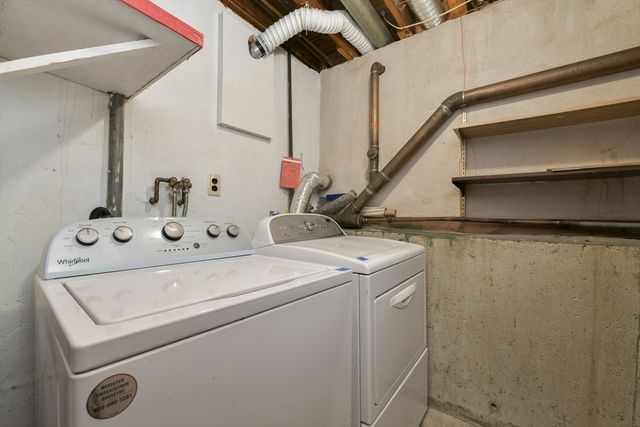 72 Stivaletta Dr, Dedham, MA 02026