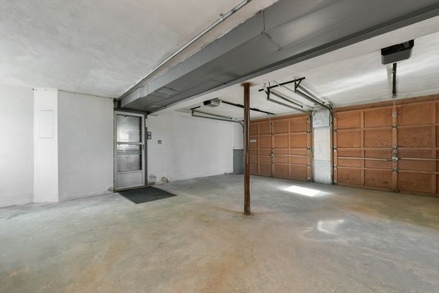 72 Stivaletta Dr, Dedham, MA 02026