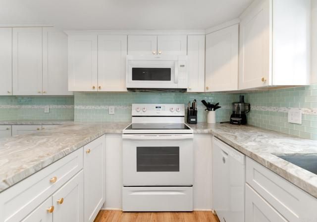 440 Citracado Parkway 31, Escondido, CA 92025