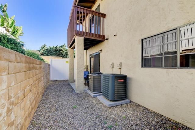 440 Citracado Parkway 31, Escondido, CA 92025