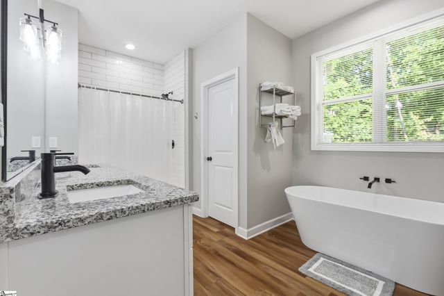 504 Old Stagecoach Road, Easley, SC 29642